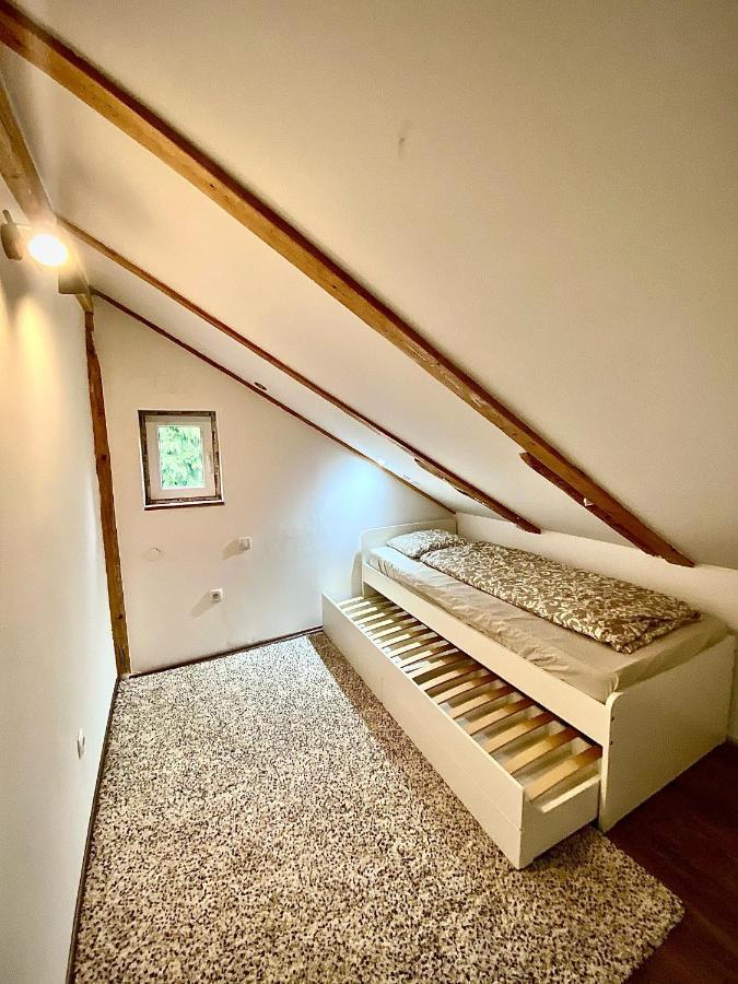 House By The River Плитвица Село Екстериор снимка