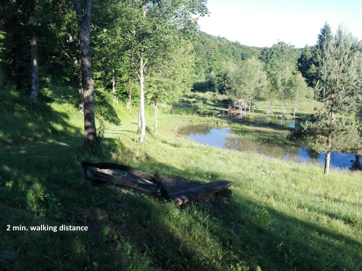 House By The River Плитвица Село Екстериор снимка