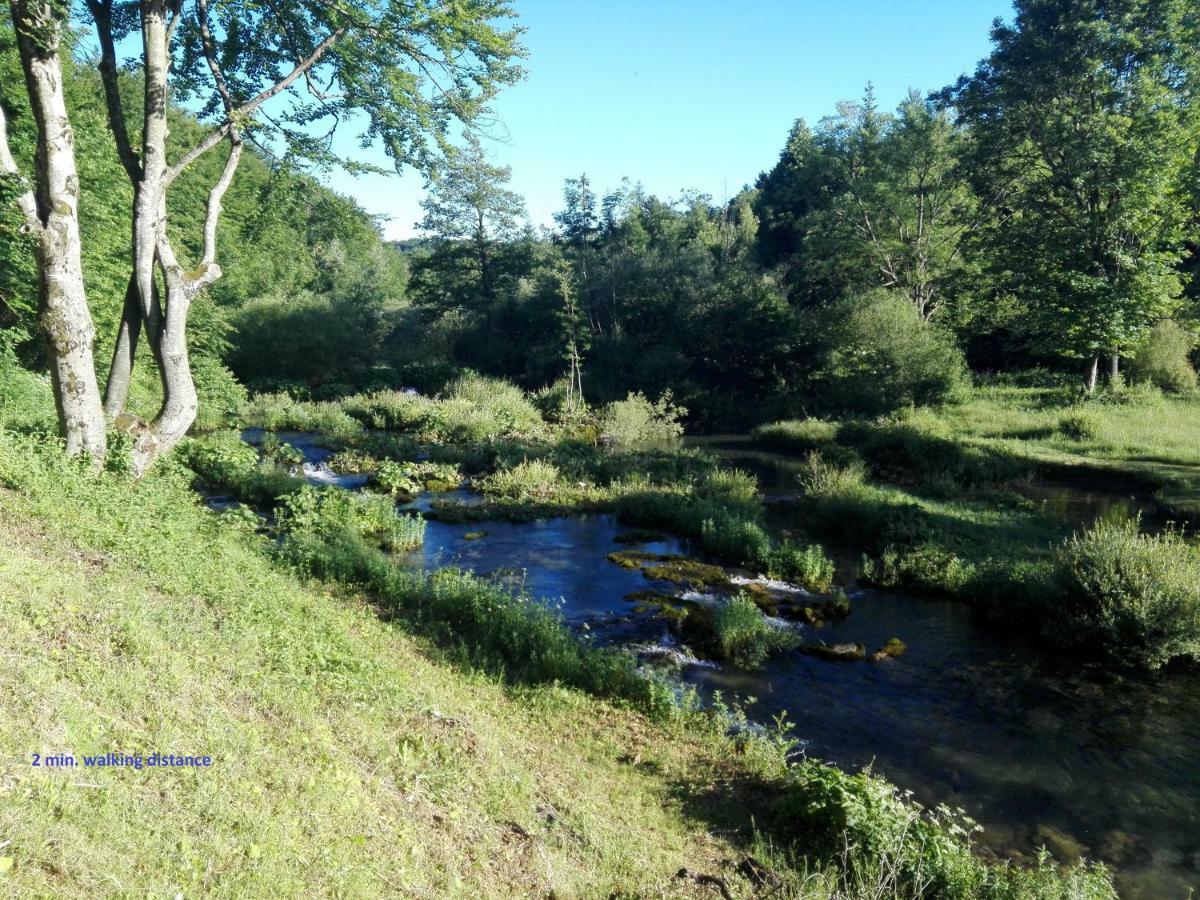 House By The River Плитвица Село Екстериор снимка